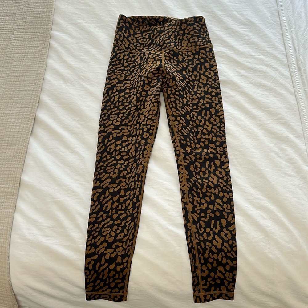 Tan Lines Leggings Size Small